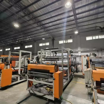 380 वी बिजली की आपूर्ति के साथ प्लास्टिक एक्सट्रूज़न मशीन दूसरा हाथ उच्च उत्पादन और दक्षता